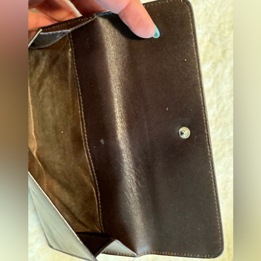 Gucci Brown Leather Wallet with Silver Hardware - Picture 8 of 12